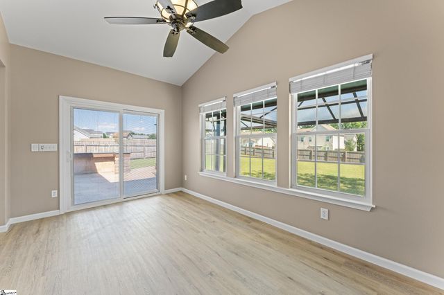 424 Sweeny Court, Boiling Springs, SC 29316