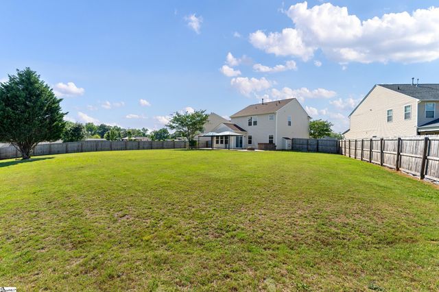 424 Sweeny Court, Boiling Springs, SC 29316