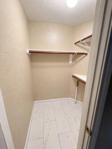 1906 Gray Birch Drive, Sugar Land, TX 77479