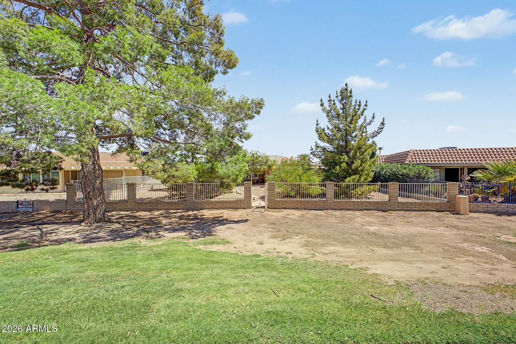 17028 N COUNTRY CLUB Drive, Sun City, AZ 85373 — exterior