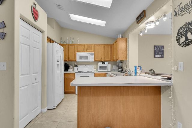 7856 101st Avenue, Vero Beach, FL 32967