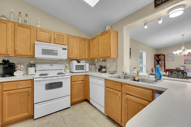 7856 101st Avenue, Vero Beach, FL 32967