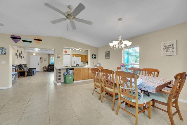 7856 101st Avenue, Vero Beach, FL 32967