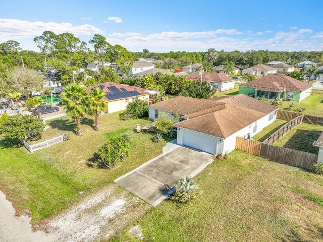 7856 101st Avenue, Vero Beach, FL 32967