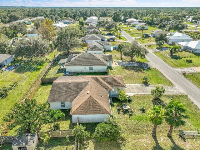 7856 101st Avenue, Vero Beach, FL 32967