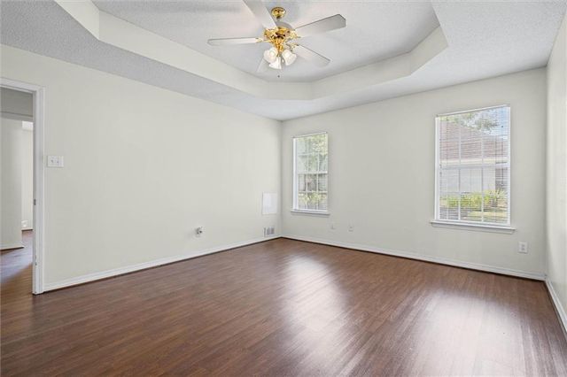6740 Barnes Drive E, Theodore, AL 36582