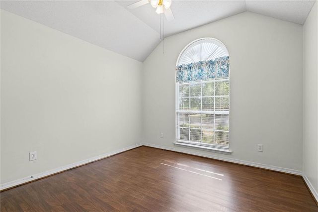 6740 Barnes Drive E, Theodore, AL 36582