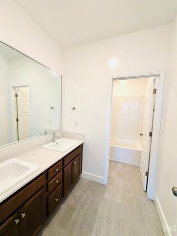 6510 Thunder Trail Drive, Bakersfield, CA 93313