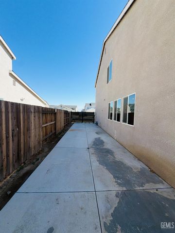 6510 Thunder Trail Drive, Bakersfield, CA 93313