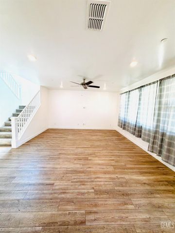 6510 Thunder Trail Drive, Bakersfield, CA 93313