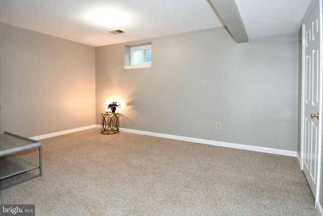 6531 PALISADES DR, Centreville, VA 20121