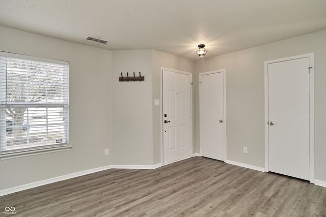 9937 Boysenberry Drive, Fishers, IN 46038