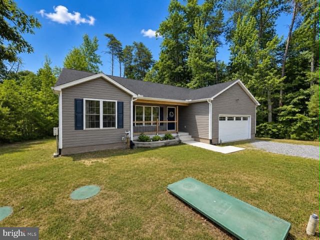 210 LEXINGTON DR, Ruther Glen, VA 22546