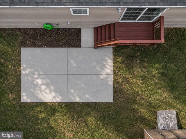 210 LEXINGTON DR, Ruther Glen, VA 22546