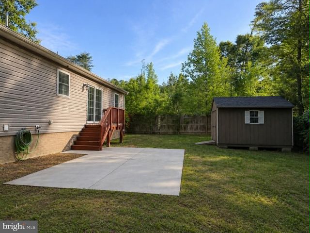 210 LEXINGTON DR, Ruther Glen, VA 22546