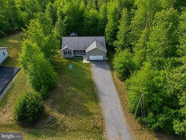 210 LEXINGTON DR, Ruther Glen, VA 22546