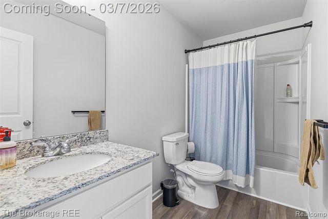 1640 Golfview Drive, Ypsilanti, MI 48198