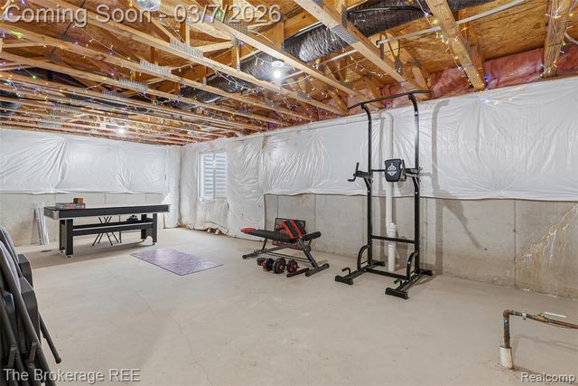 1640 Golfview Drive, Ypsilanti, MI 48198