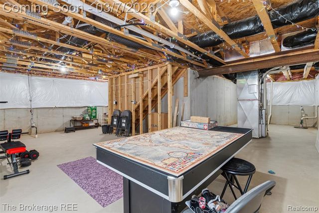 1640 Golfview Drive, Ypsilanti, MI 48198