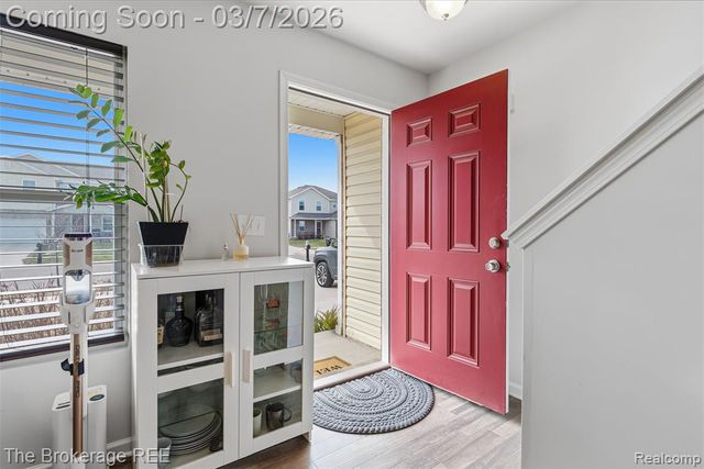 1640 Golfview Drive, Ypsilanti, MI 48198