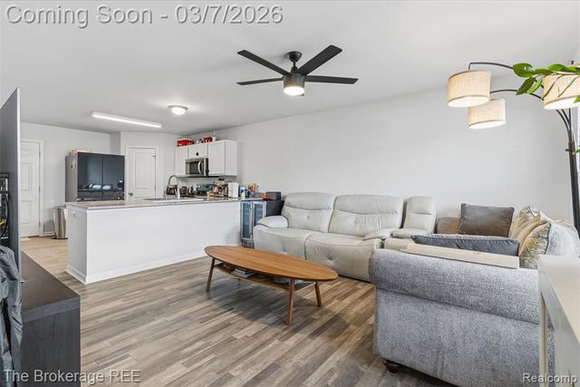 1640 Golfview Drive, Ypsilanti, MI 48198