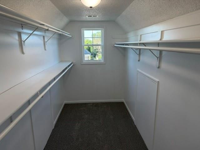 421 Stacey Drive, Lee's Summit, MO 64082