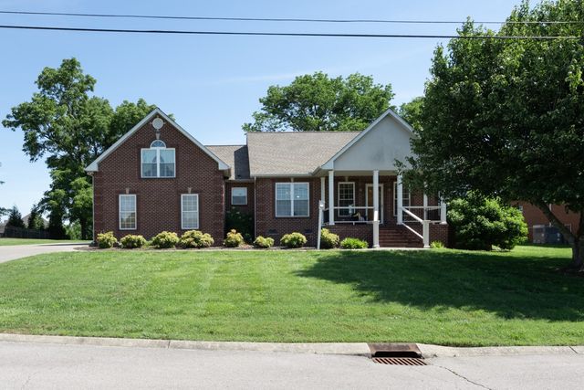 291 Bayhill Dr, Gallatin, TN 37066