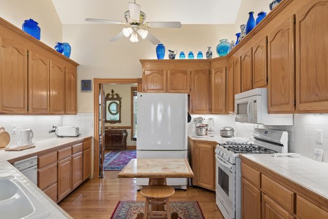 291 Bayhill Dr, Gallatin, TN 37066