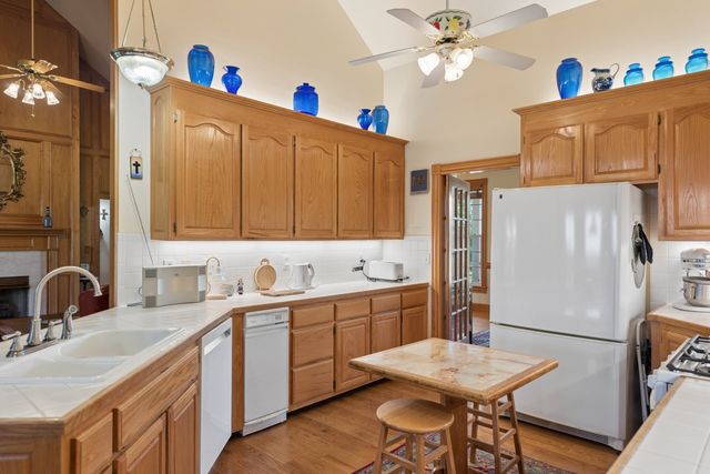291 Bayhill Dr, Gallatin, TN 37066