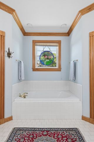 291 Bayhill Dr, Gallatin, TN 37066