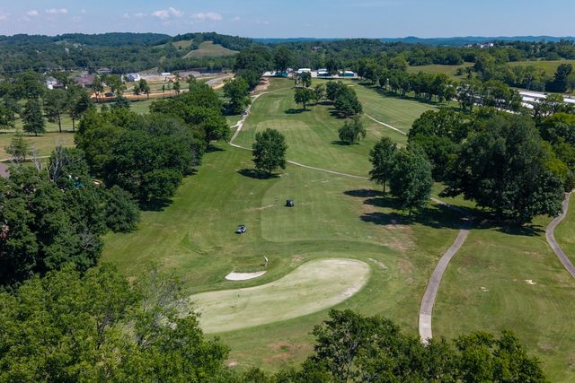 291 Bayhill Dr, Gallatin, TN 37066