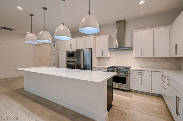 7411 Rosenberger Street, Las Vegas, NV 89166