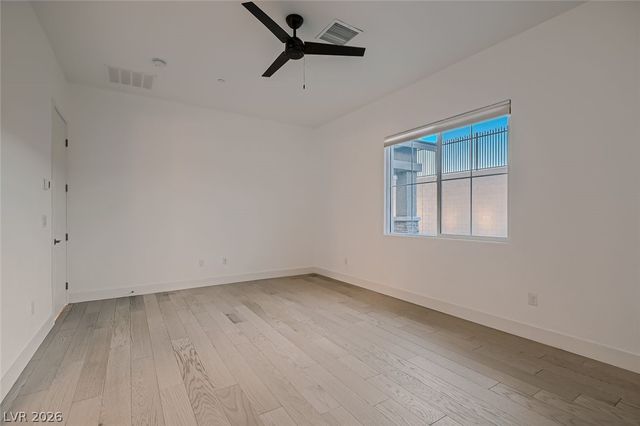 7411 Rosenberger Street, Las Vegas, NV 89166