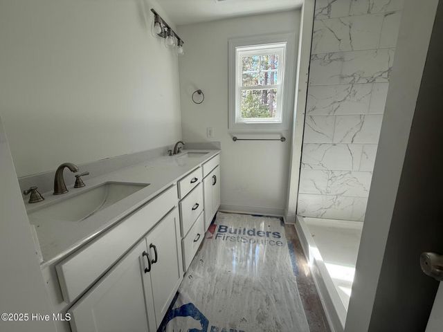 724 Blue Bird Drive, Vass, NC 28394