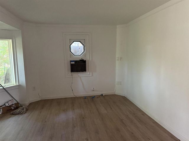 315 Kingsley Ave, Saint Joseph, MI 49085