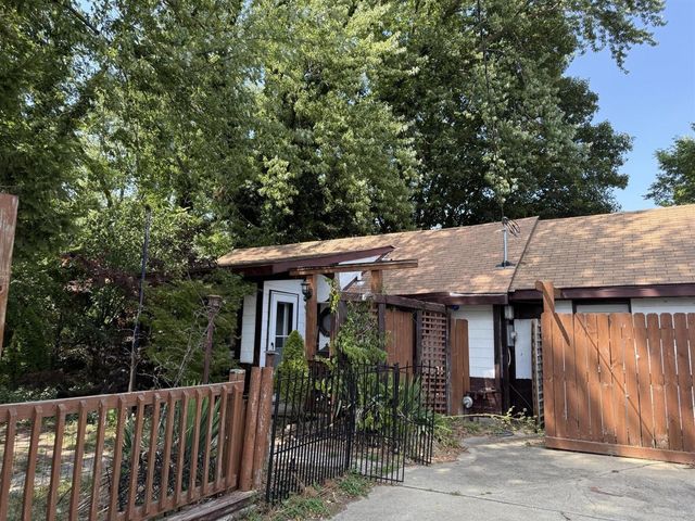 315 Kingsley Ave, Saint Joseph, MI 49085