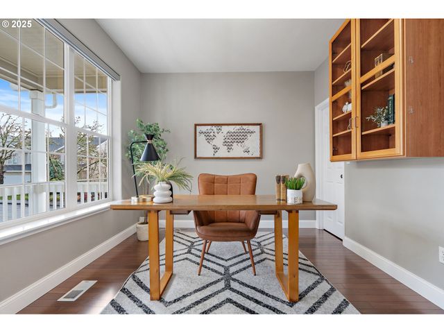 15541 Sw 144TH Ter, Portland, OR 97224