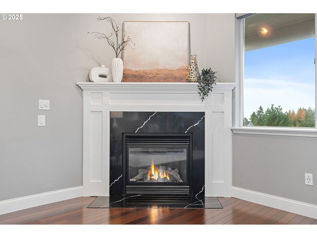 15541 Sw 144TH Ter, Portland, OR 97224