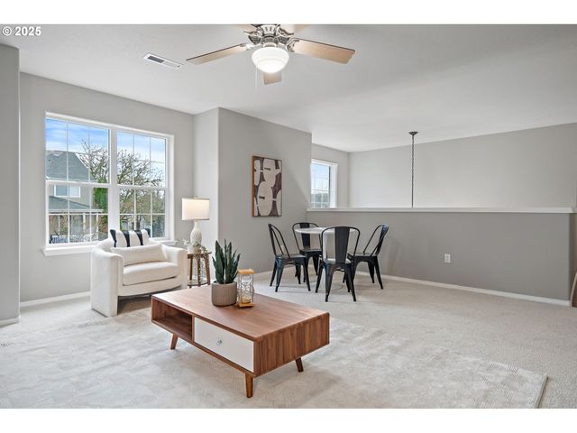 15541 Sw 144TH Ter, Portland, OR 97224