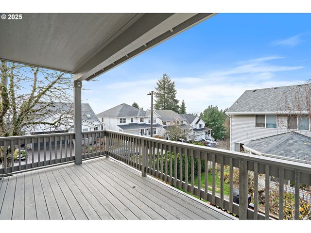 15541 Sw 144TH Ter, Portland, OR 97224