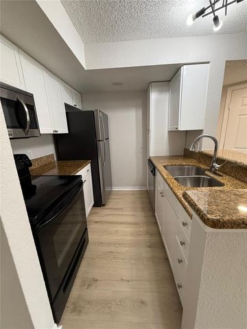 5160 CONROY ROAD 21, Orlando, FL 32811