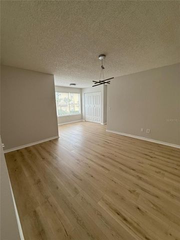 5160 CONROY ROAD 21, Orlando, FL 32811