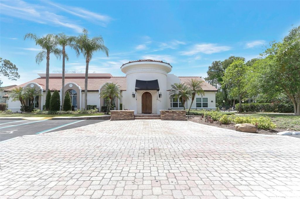 5160 CONROY ROAD 21, Orlando, FL 32811