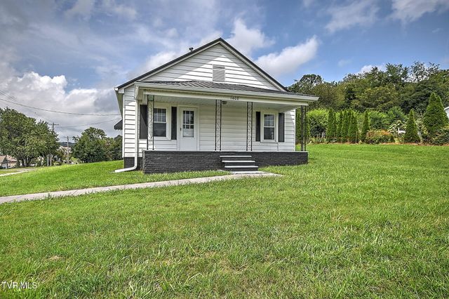 1408 West College Street, Jonesborough, TN 37659