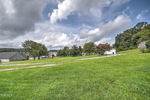 1408 West College Street, Jonesborough, TN 37659