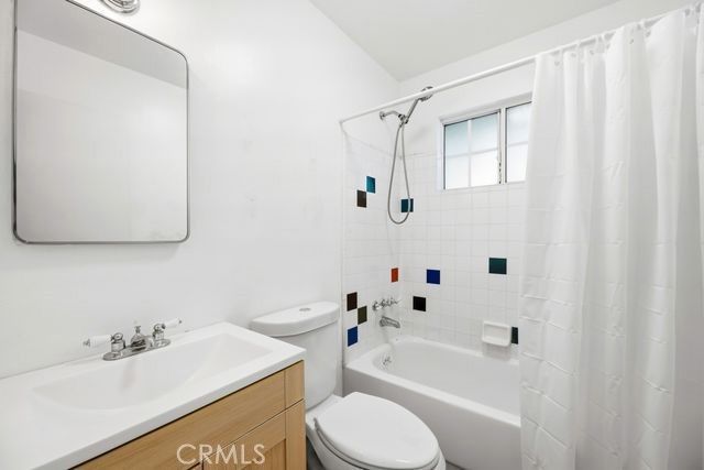 2285 Lausanne Drive, Wrightwood, CA 92397