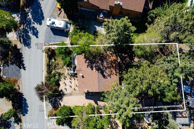 2285 Lausanne Drive, Wrightwood, CA 92397