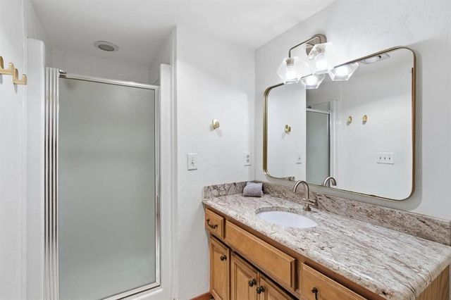 2904 Arrowhead Drive, Edmond, OK 73013