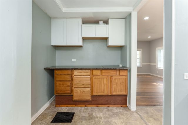 617 Wheaton Avenue, Kalamazoo, MI 49008