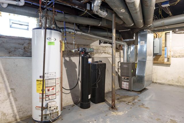 617 Wheaton Avenue, Kalamazoo, MI 49008